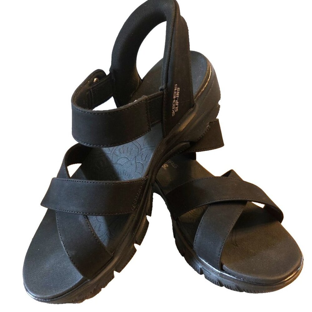 9.5 SKECHERS Black Hands Free Slip Ins Easy Going Crossband Sandals Shoes